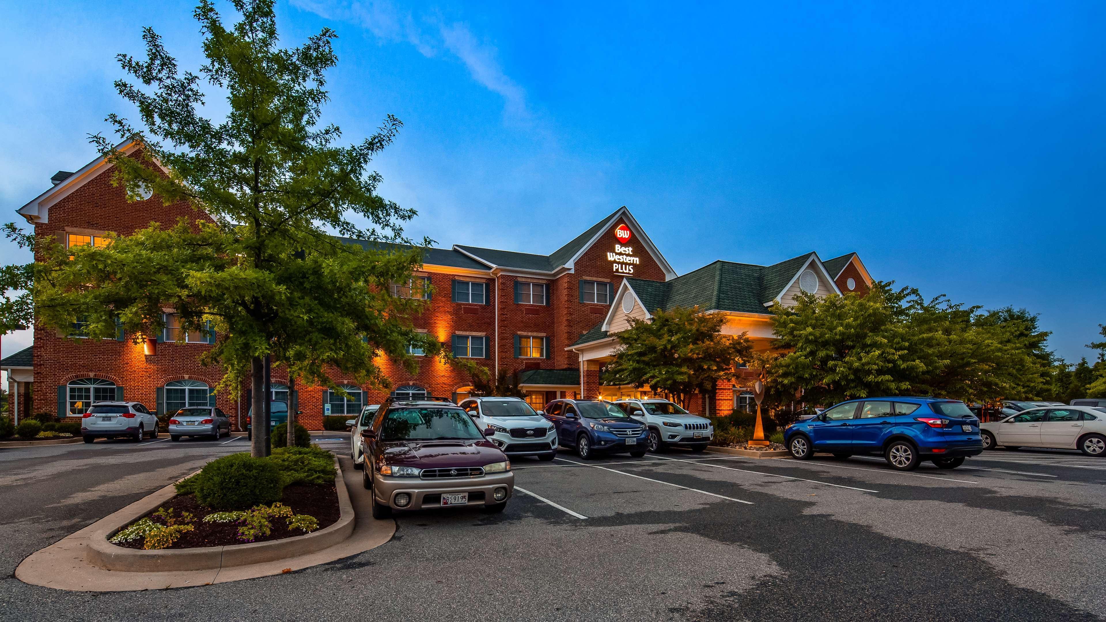Best Western Plus Easton Inn & Suites Экстерьер фото